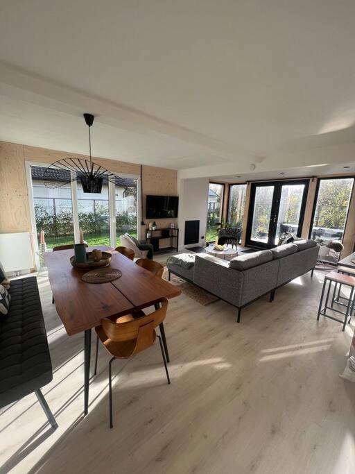 Moderne Bungalow Voor 6 Personen Julianadorp Kültér fotó